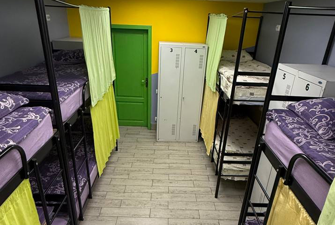 8-місний номер — Meridian Hostel